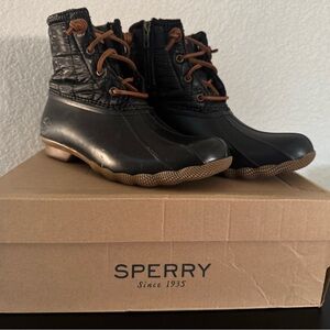 Sperry Saltwater Shiny Quilted Rain Boot